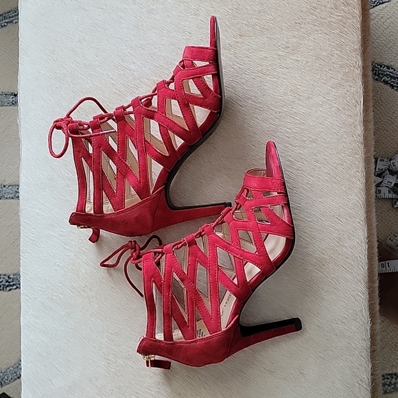 Nine West Red Suede Heels Size 6M - Picture 2 of 9